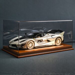 1/18 Ferrari FXXK EVO With Lighted Leather Display Case
