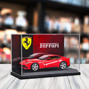 Burago 1/24 Ferrari F12 Berlinetta with Display Case