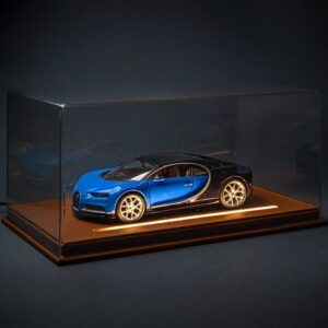 1/24 Bugatti Chiron With Lighted Leather Display Case