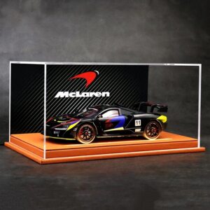 1/24 McLaren Senna GTR With Lighted Display Case