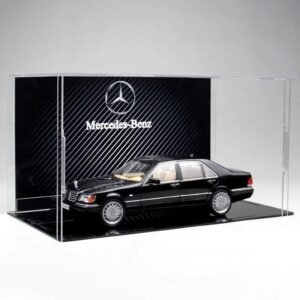 1/24 Benz 320 SEL With Display Case