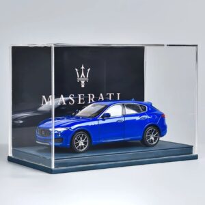 1/24 Maserati Levante With Leather Display Case
