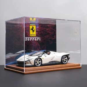 1/18 Ferrari Daytona SP3 With Leather Display Case
