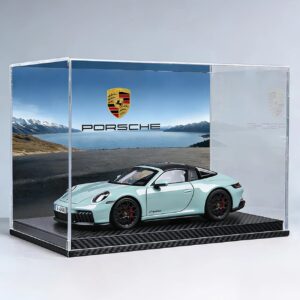 1/18 Porsche 911 Targa 4 GTS With Display Case