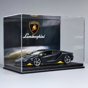1/18 Lamborghini Centenario LP770 With Display Case
