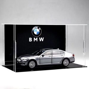 1/24 BMW 760 Li with Acrylic Display Case