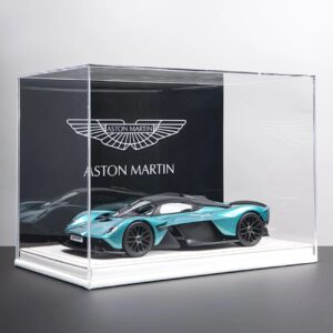 1/18 Aston Martin Valkyrie With Display Case