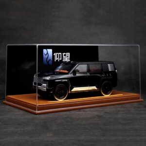 1/24 BYD Yangwang U8 With Display Case