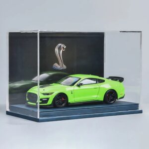 1/24 Ford Mustang Shelby GT500 With Display Case