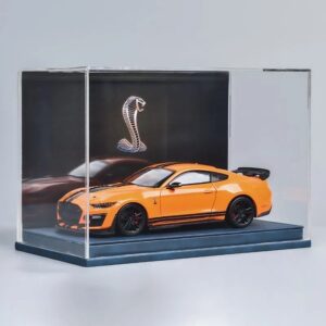 1/24 Ford Mustang Shelby GT500 With Display Case