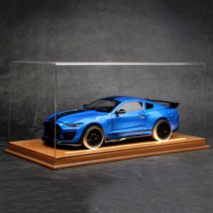 1/18 Ford Mustang Shelby GT500 With Lighted Leather Display Case