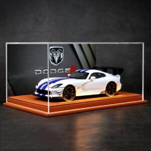 1/24  Dodge Viper SRT With Display Case