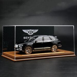 1/24 Bentley Bentayga SUV With Display Case
