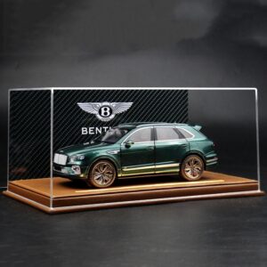 1/24 Bentley Bentayga SUV With Display Case