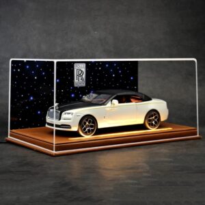 1/24 Rolls Royce Dawn 2 Door Convertible With Display Case