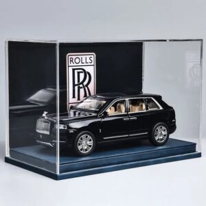 1/24 Rolls Royce Cullinan With Display Case