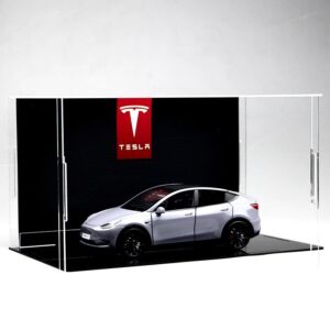 1/24 Tesla Model Y With Display Case